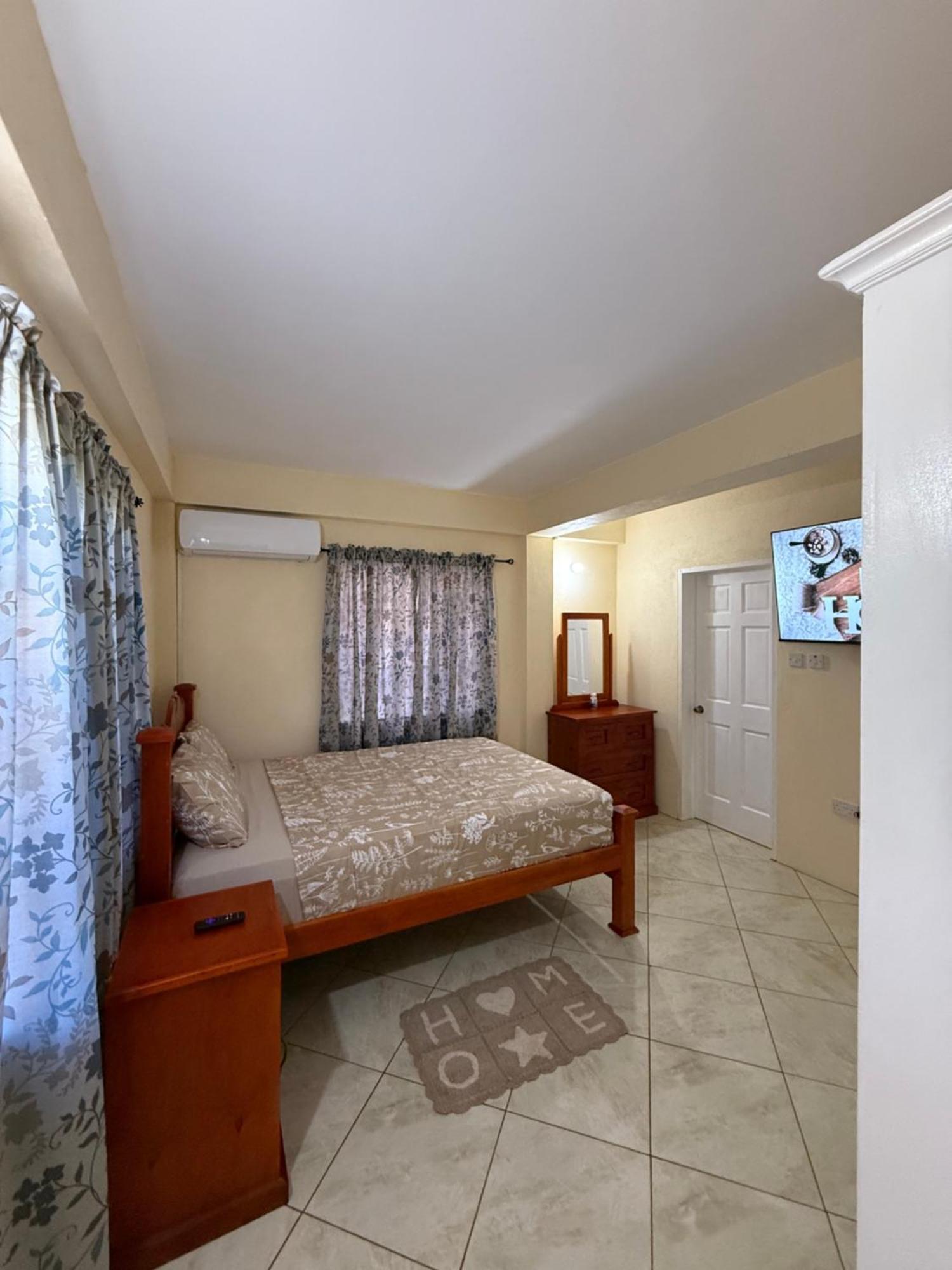 Castle Berry Apartments Kingstown Kültér fotó